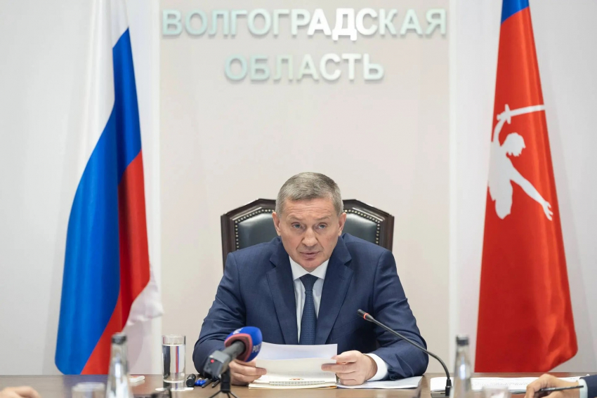 Пять пострадавших и пожары на складах и предприятии ТЭК после атаки БПЛА: последствия ночной атаки БПЛА на Волгоградскую область