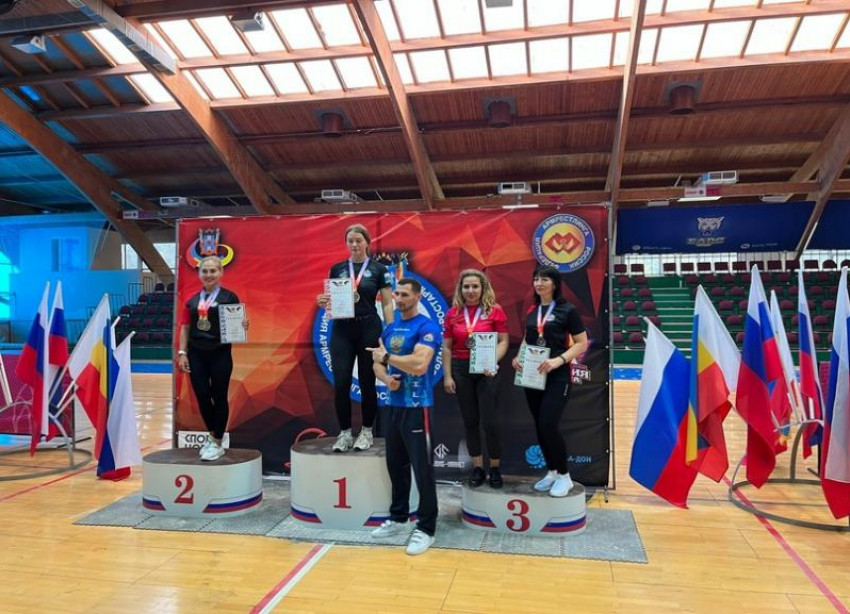 Волжанка стала бронзовым призером Открытого Кубка Ростовской области по армрестлингу