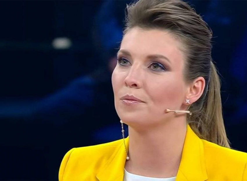 Макеты Калашникова за 12 млн гривен: Скабеева показала тендер украинского департамента образования