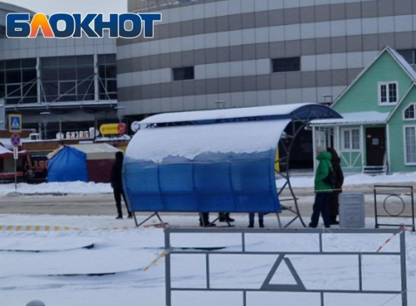 Волжане мерзнут на остановках в надежде дождаться 160-й маршрут