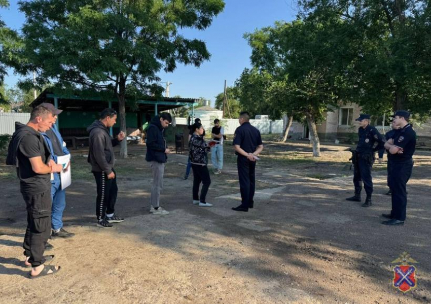 В Волжском 6 иностранцев нарушили миграционное законодательство: видео