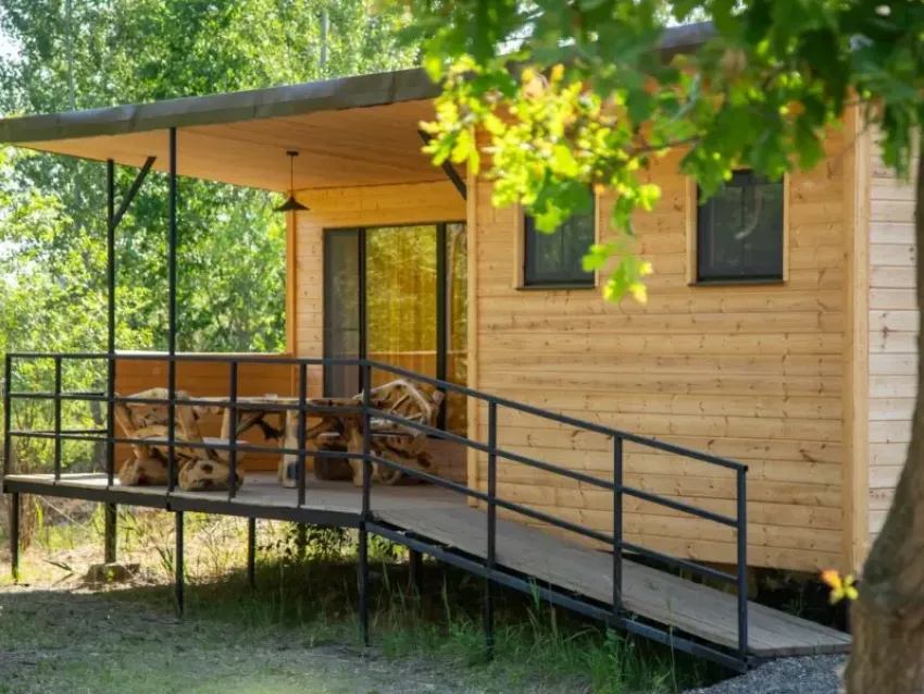 Хватит суеты! Бронируйте каникулы в «Дубовой лапе» со скидкой 