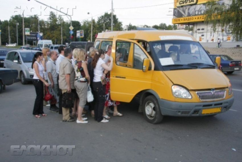 Судьба пригородных маршруток Волгограда решится через три недели