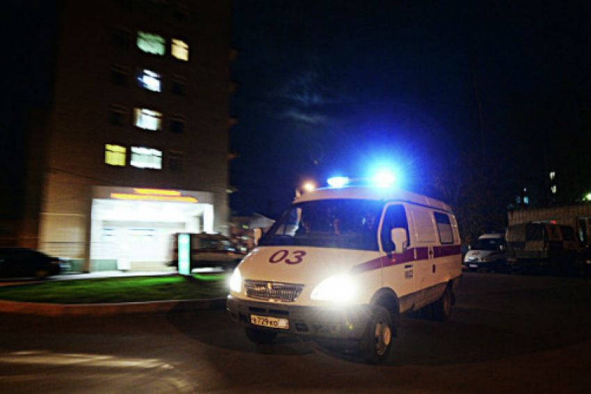 Пьяный волжанин выпал с пятого этажа и остался жив