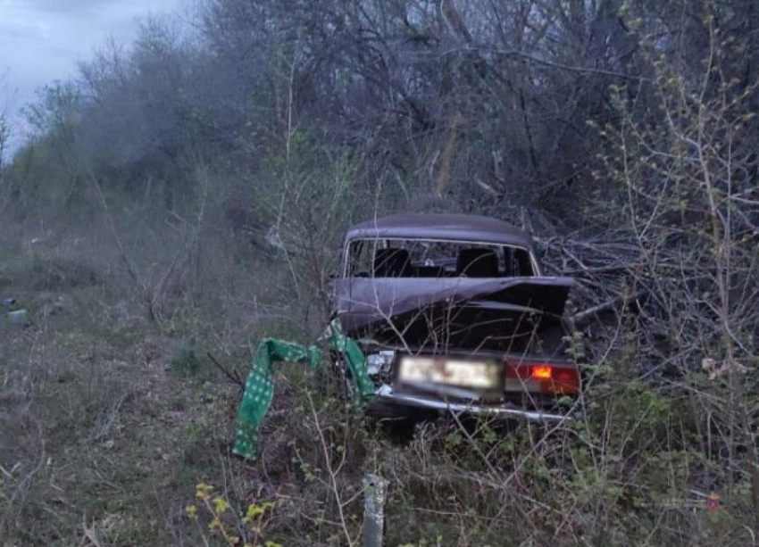 Водитель скончался на месте: страшная авария в Волгоградской области