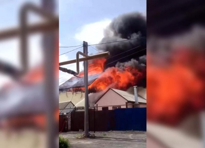 Пожар уничтожил два дома семьи служителя церкви