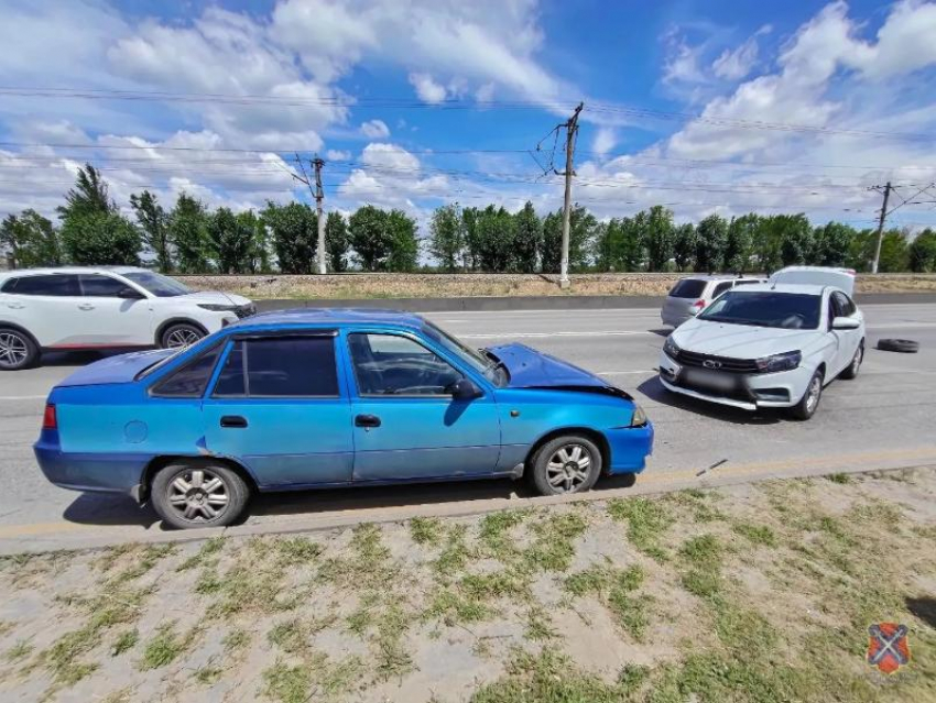 На Волжской ГЭС одна авария спровоцировала другую: пострадал водитель
