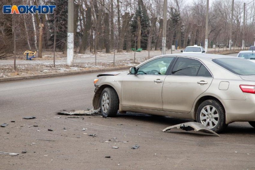 Волжские водители могут сами оформлять ДТП через госуслуги