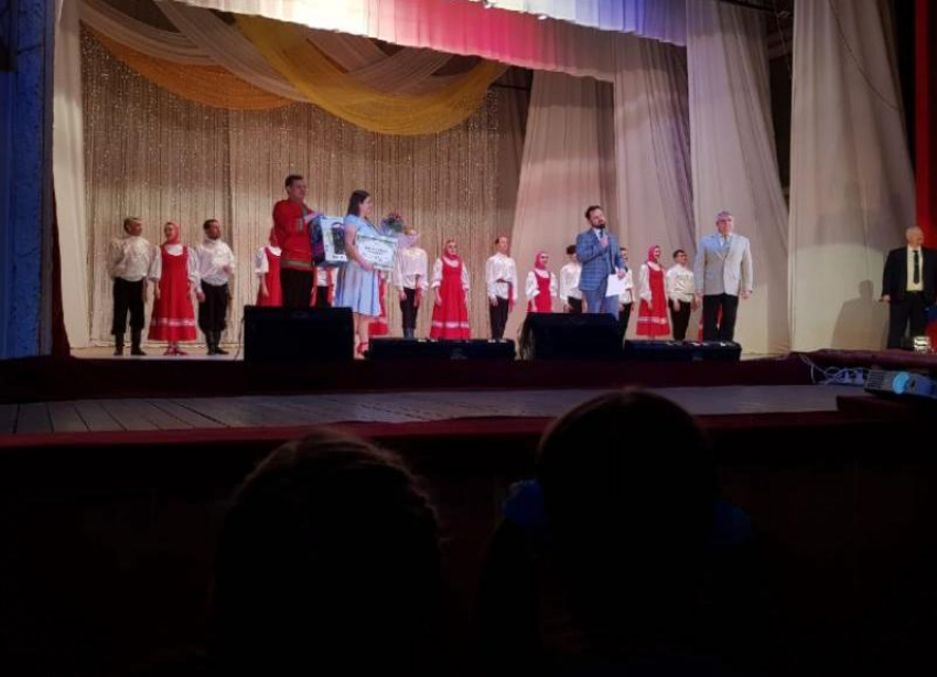 Юбилейный концерт ансамбля танца «Венец» состоялся в Волжском