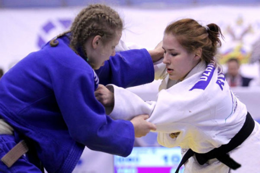 Дзюдоистка из Волжского стала трехкратной чемпионкой России среди юниоров