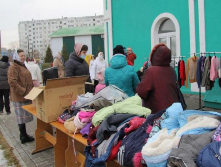 В Волжском прошла благотворительная акция «Теплые ладошки» 