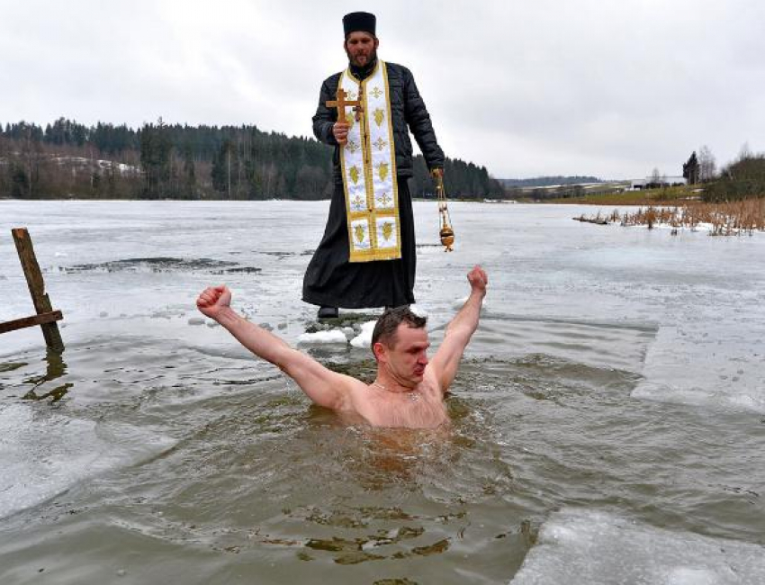 В День Крещения Господня в Волжский возвращаются тучи