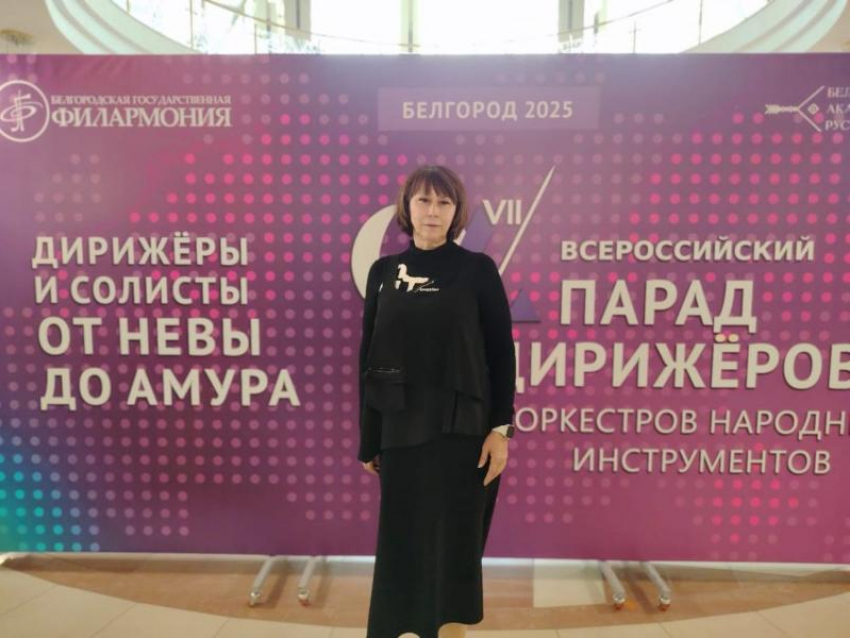 Волжский дирижер Галина Иванкова покорила Белгород на Всероссийском параде