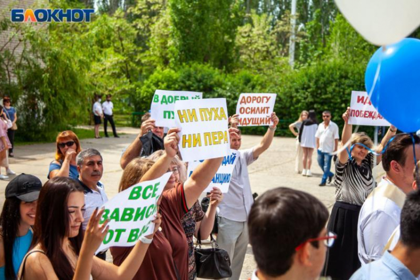 У школьников из Волжского появятся новые учебники в следующем учебном году