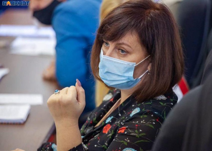 Суточные данные по COVID-19 в Волгоградской области: 243 заболевших, 4 умерших