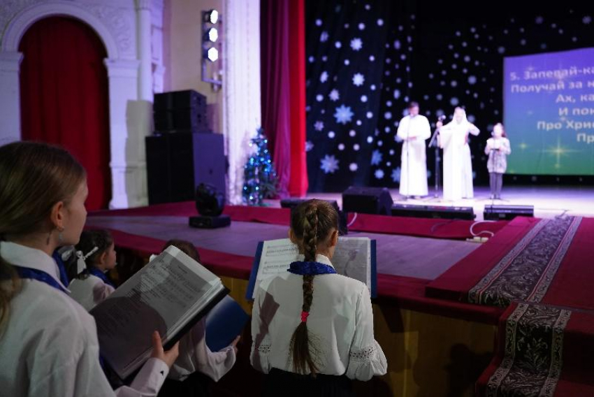 Сотни детей объединил хоровой собор в Волжском