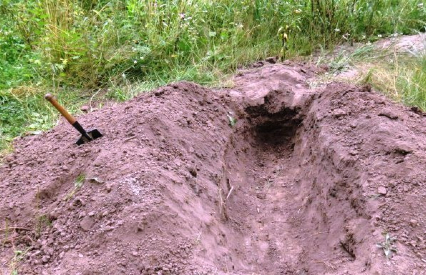 Под Волгоградом приятели принуждали товарища копать себе могилу