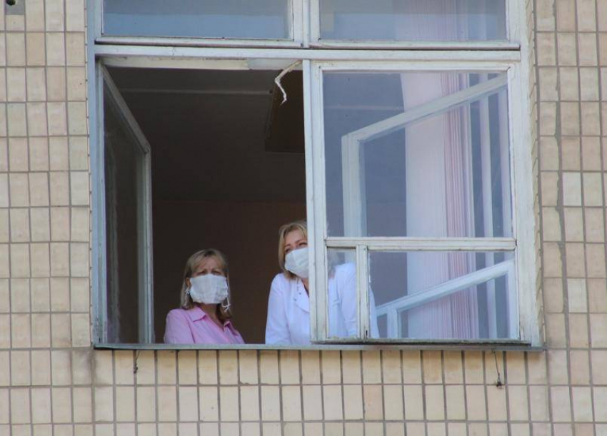 За сутки 1 летальный исход и 94 случая заражения COVID-19 выявили в Волгоградской области
