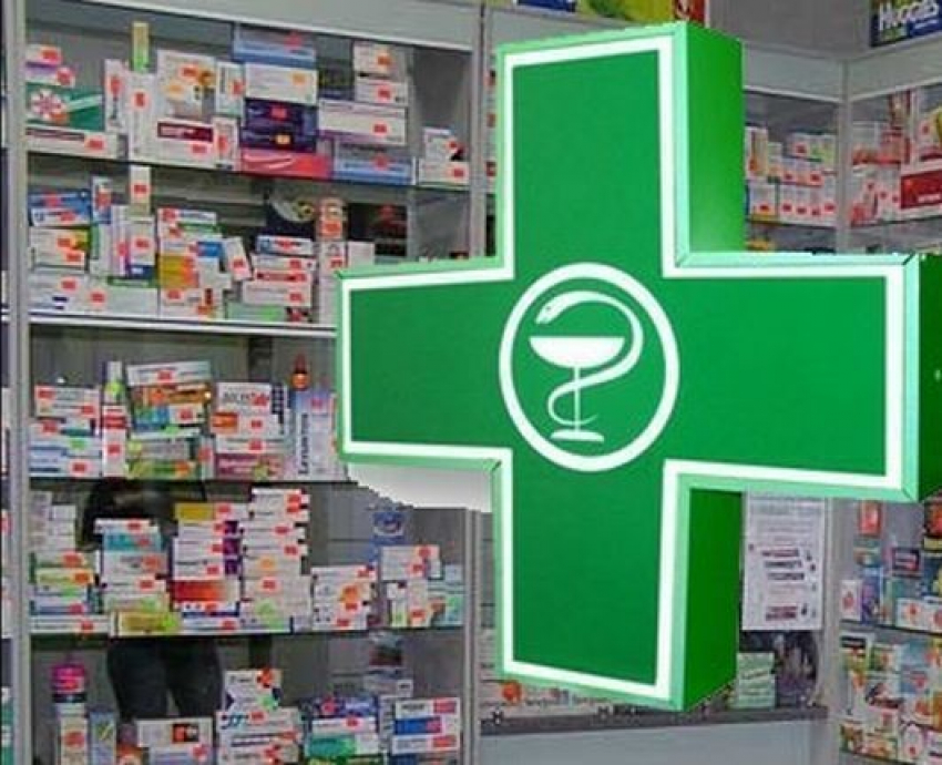 В Волжских аптеках продавали лекарства фармацевты без лицензии