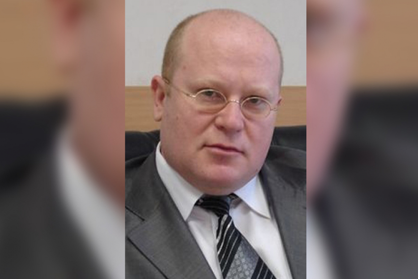 За украденные миллионы экс-чиновнику из Волжского дали всего 3 года условно