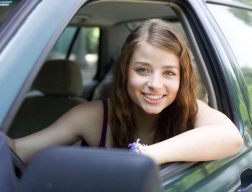 Лучших водителей выбрали среди девушек и юношей в Волжском