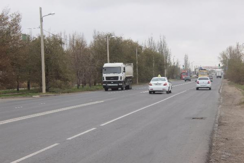 На объездной дороге в Волжском был выполнен капитальный ремонт