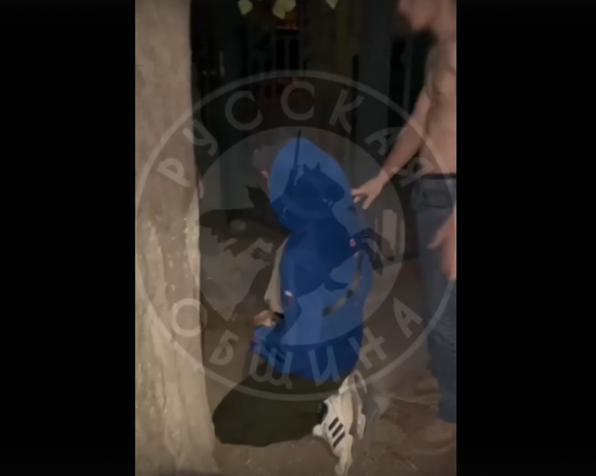 В Волжском подростки-вымогатели унижали сверстника и снимали на видео
