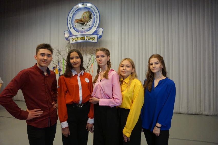В Волжском прошёл финал городского конкурса «Ученик года-2022»
