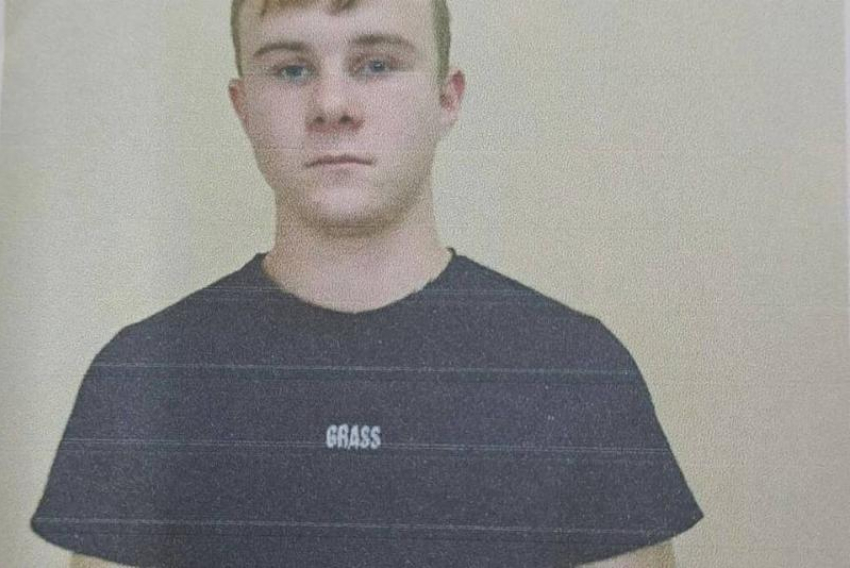 Весь в тату: в Волжском ищут сбежавшего с детского дома подростка