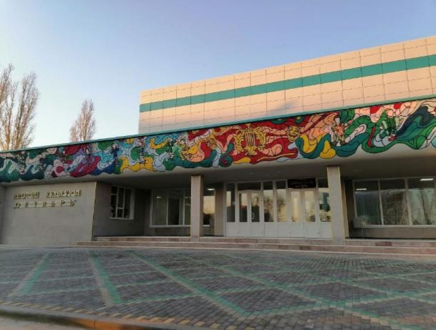 В Ленинске открылся обновленный ДК «Октябрь»