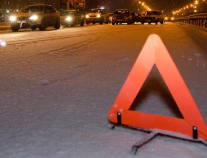 В страшном ДТП в Среднеахтубинском районе погиб волжанин