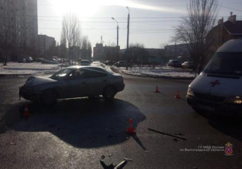 В Волжском в результате ДТП пострадала женщина