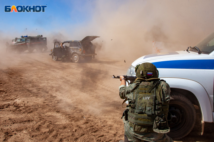 В Волжском срочника осудили за избиение сослуживца после просьбы прикурить