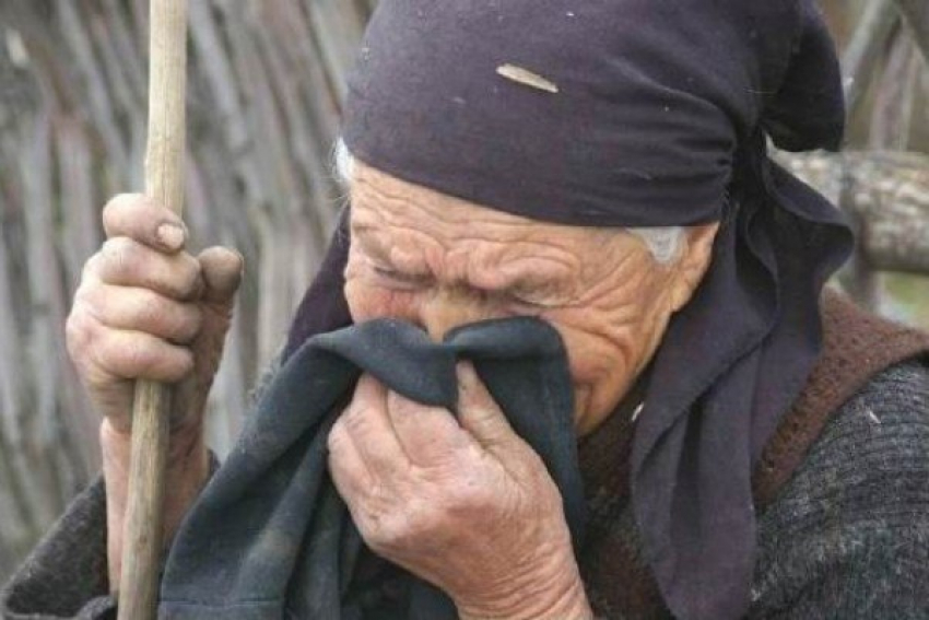 84-летняя волгоградка отдала мошеннице 60 тысяч