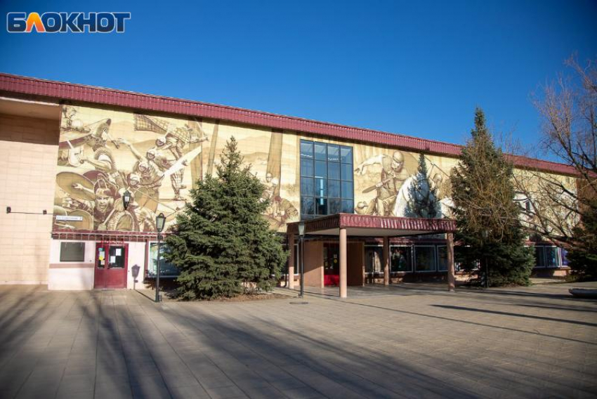 В волжском драмтеатре сезон оглушительного успеха: 10 премьер и признание зрителей