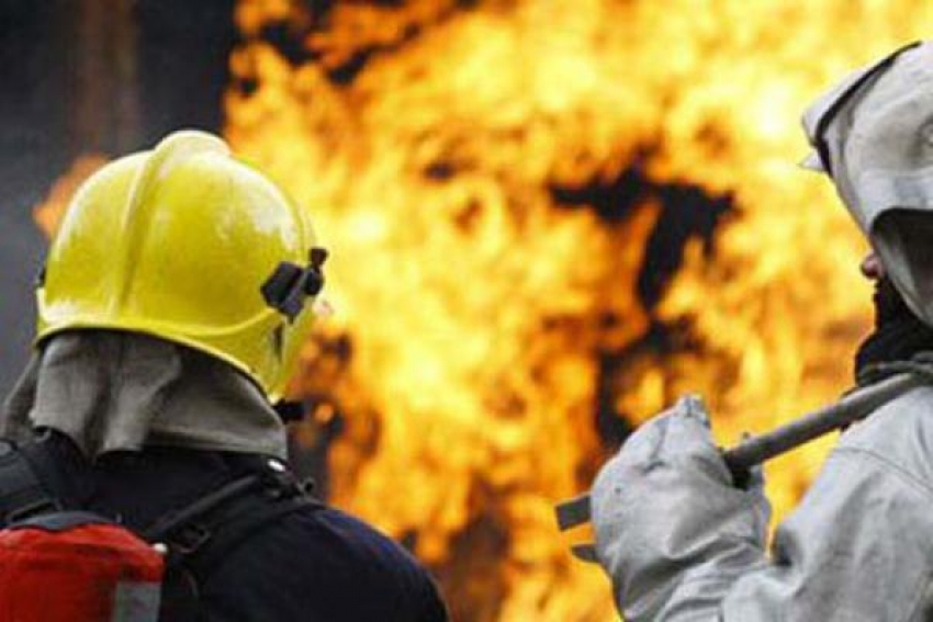 В Волгограде при пожаре в частном доме едва не погиб 34-летний мужчина