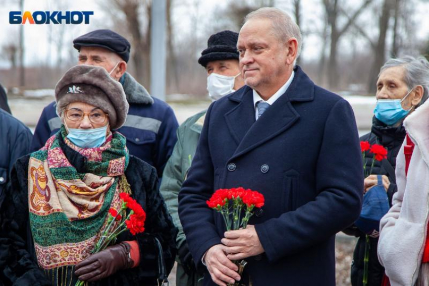 «Желание созидать, творить передалось волжанам от основателя города»: мэр Волжского о годовщине Логинова