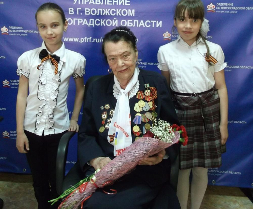 Волжские дети подростки встретились с «живой легендой» Великой Отечественной войны