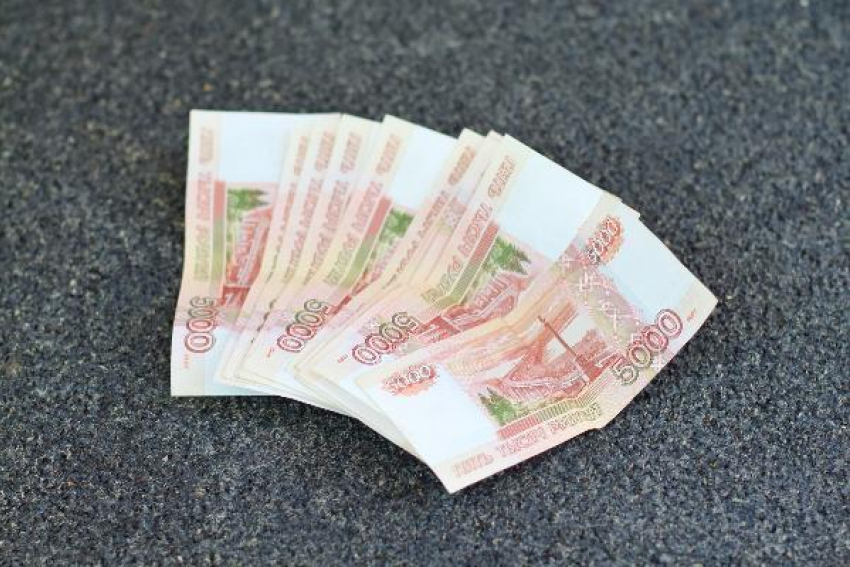 Жители Волжского хотят зарабатывать от 25 000 до 40 000 рублей