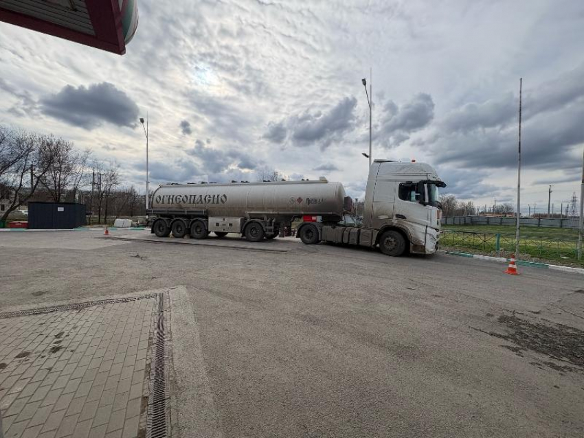 Рекордный рост цен на бензин зафиксирован в Волжском