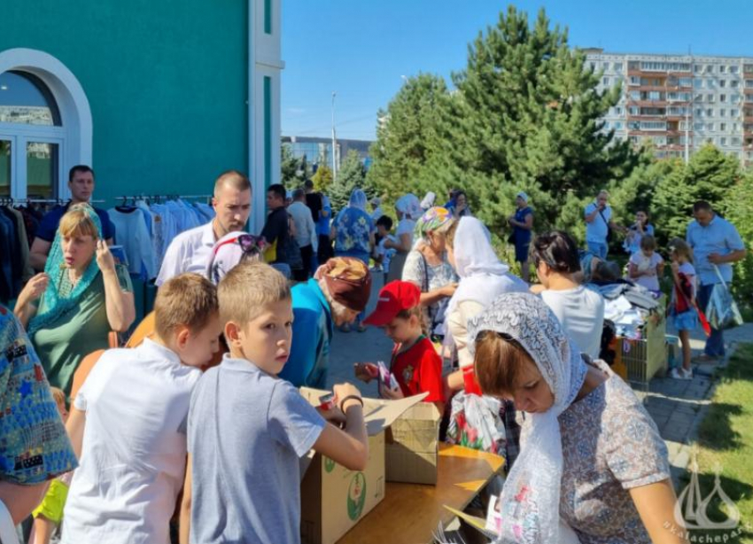 В храме Серафима Саровского в Волжском прошла благотворительная акция