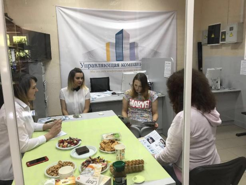 Волжские УК пустят жильцов во «святая святых"