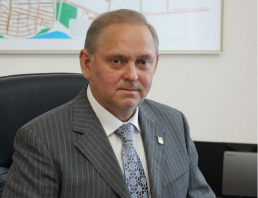 Мэр Волжского отмечает юбилей