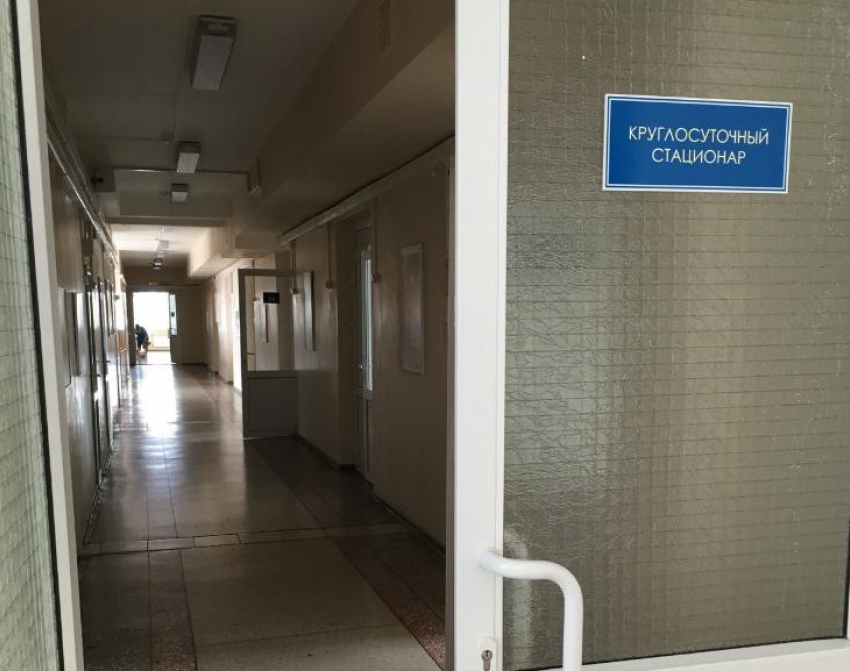 Власти прокомментировали отравления и перевод детей из Волжского в ковидную больницу Волгограда