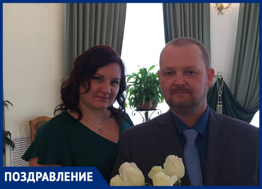Николая и Наталью Фироновых поздравляют с 27 годовщиной свадьбы родные и знакомые