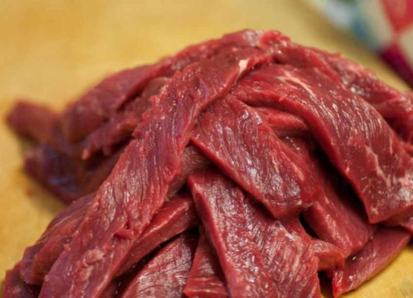 Из оборота изъяли 13 партий мяса в Волгоградской области