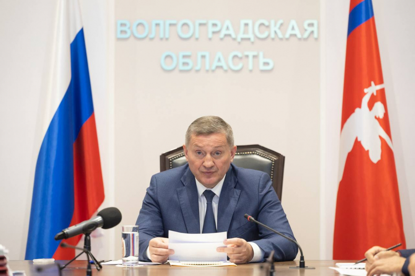 Жилые дома, детский сад и школа: обломки БПЛА повредили инфраструктуру в Волгограде 