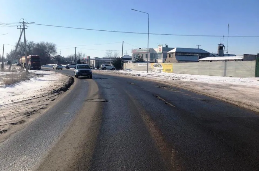 В Волжском отремонтируют улицу Заволжскую, ведущую к дачным обществам