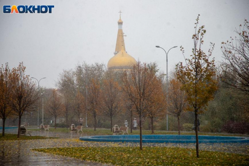 Ураганный ветер накроет Волжский