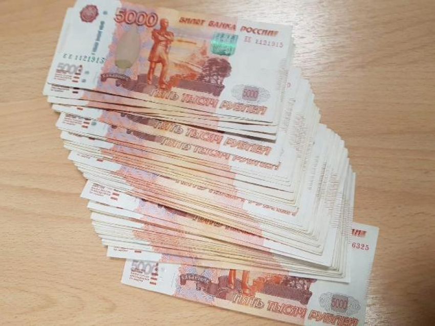 Более 1 млн украли мошенники за сутки у жителей Волгоградской области